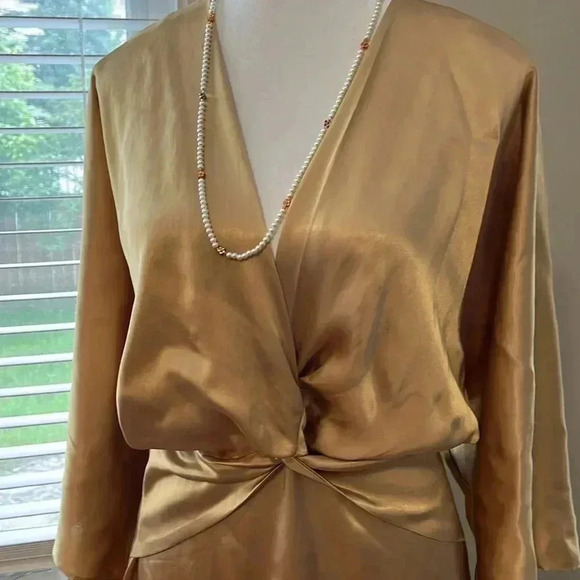 [XS]Zara Knotted V-Neck Satin Effect  Midi Dress in Gold Casual Elegant Women - Picture 5 of 16